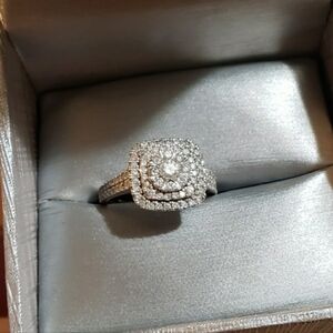 Wow❤️Dazzling 1Ct diamond wedding ring